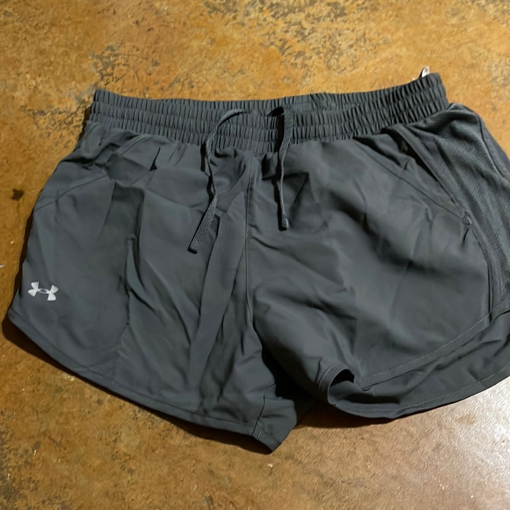 Under armour heat gear shorts